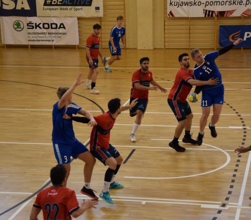 Day 2 of the EUSA Handball Championship: University of Porto and “Stefan cel Mare” came back and won after losing in the first half