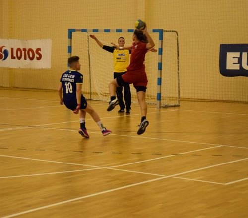 Day 3 of the EUC Handball 2019: Aix-Marseille University almost got back after losing 7 goals in the first half